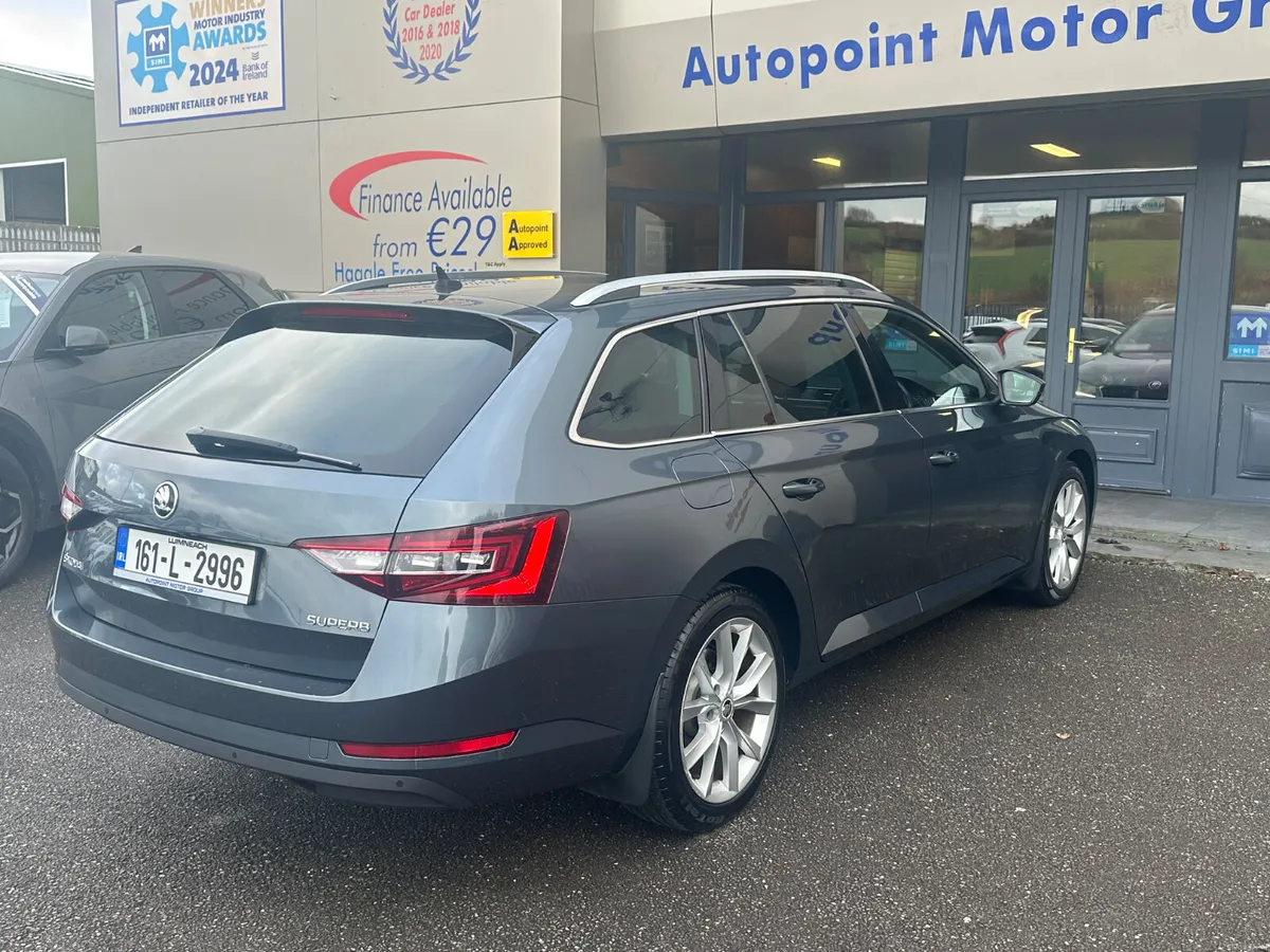 2.0 TDI STYLE (150bhp) - SAVE 2000eur - Image 2