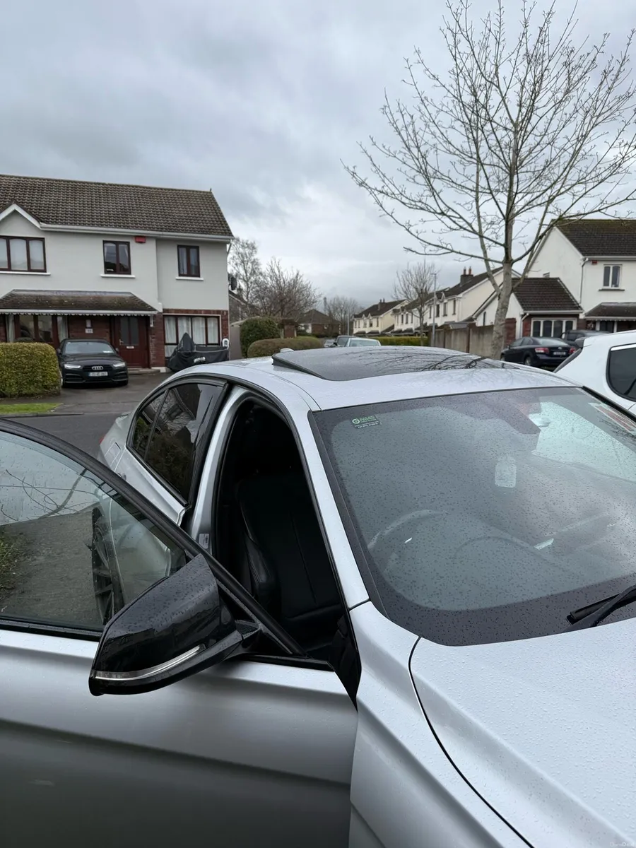 BMW M sport 320d x drive - Image 3