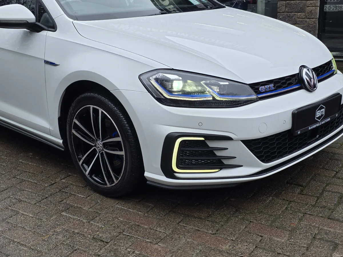 2020 VW GOLF 1.4 GTE AUTO DSG. - Image 4