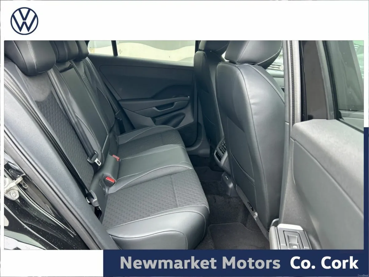 Volkswagen T-Roc NEW MODEL R-LINE AVAILABLE TO ORD - Image 3