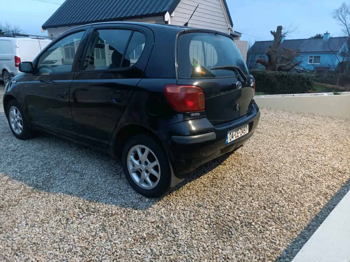Toyota Yaris - Image 2