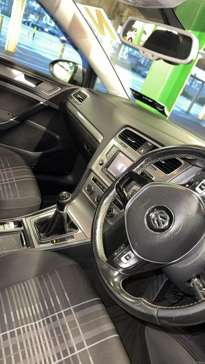 Volkswagen Golf - Image 3