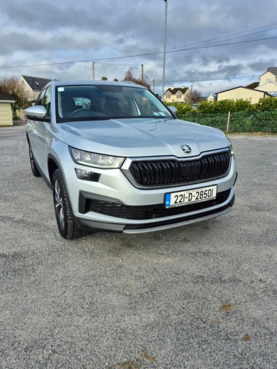 Skoda Kodiaq Amb 2022 2.0 Tdi Diesel Dsg  7 seater - Image 1