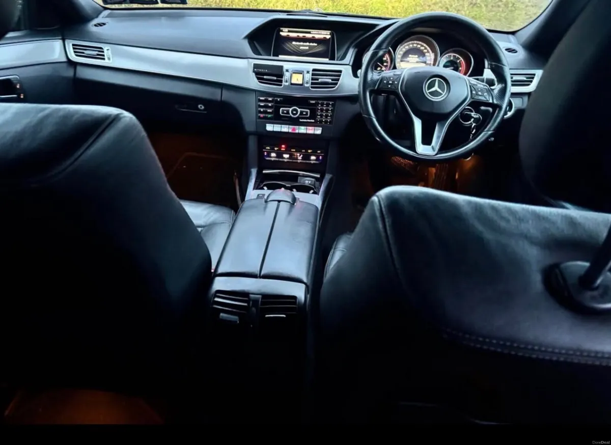 Mercedes-Benz E-Class 2014 - Image 2