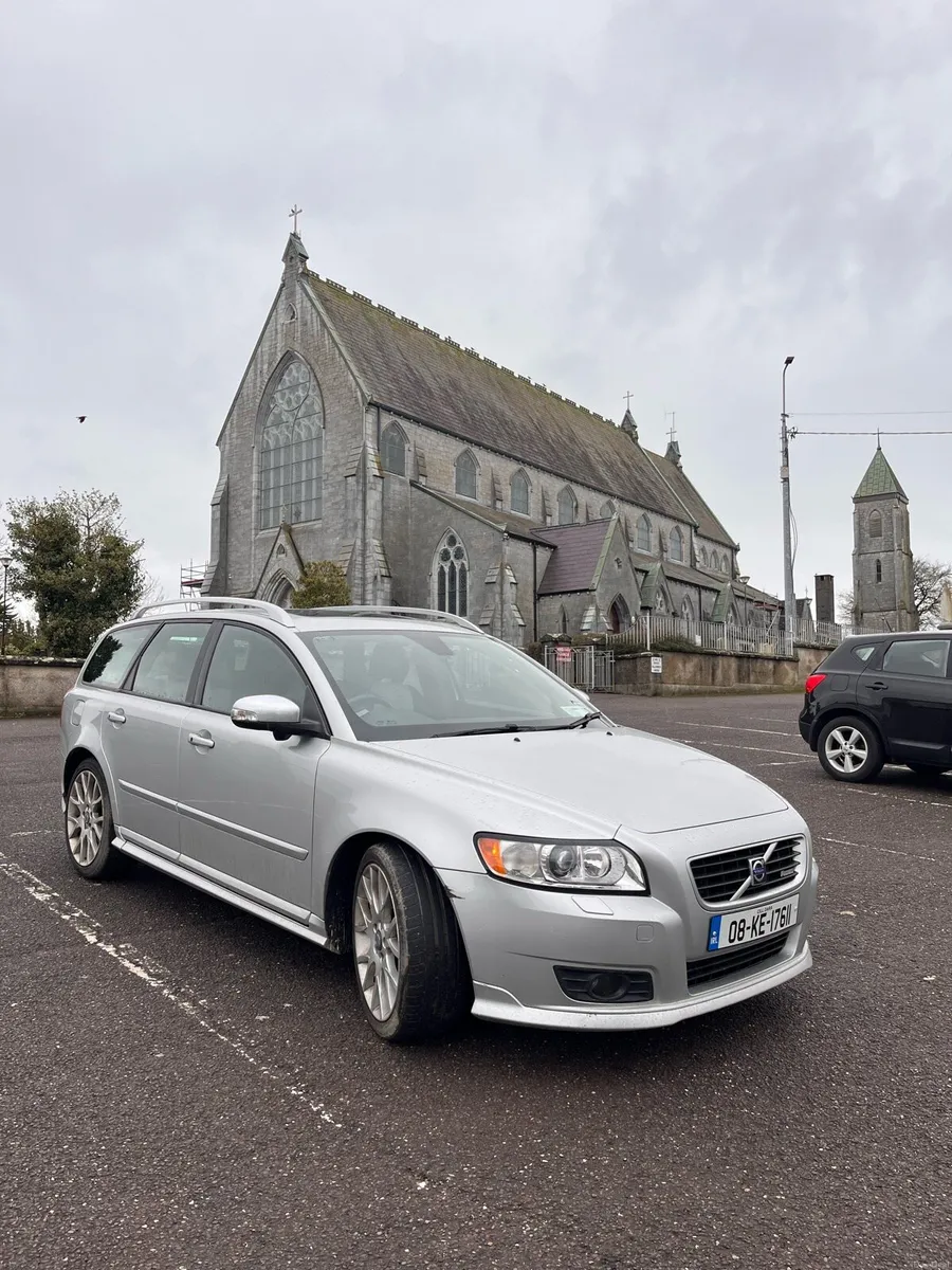 Volvo V50 R-design AUTOMATIC - Image 1