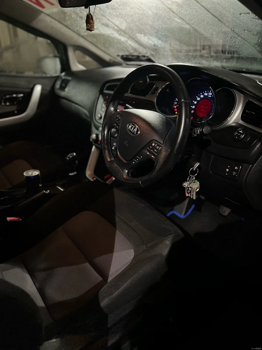 Kia Ceed - Image 4