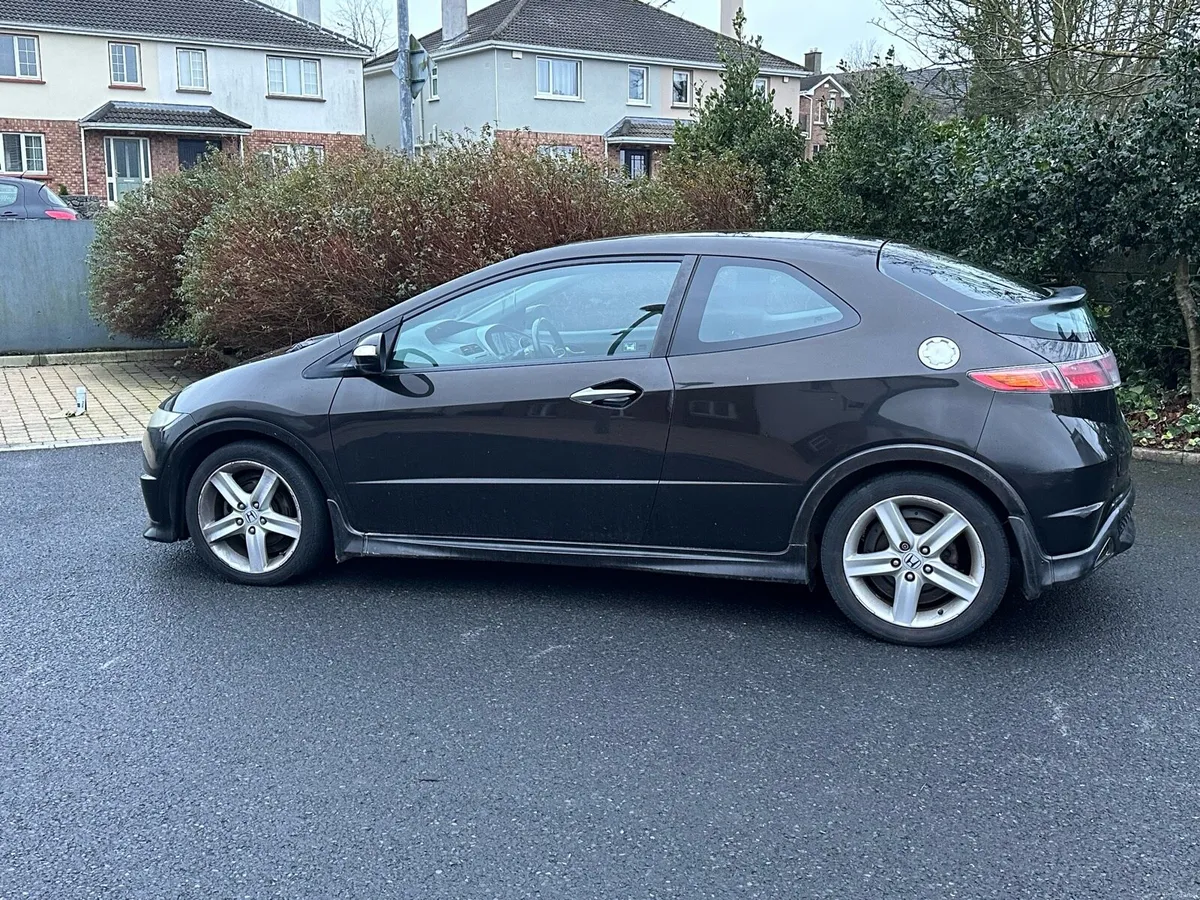 Honda Civic 2006 automatic - Image 2