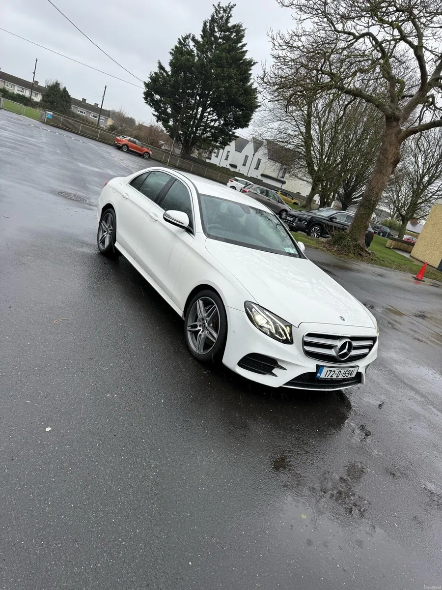 172 Mercedes-Benz E220d AMG - Image 2