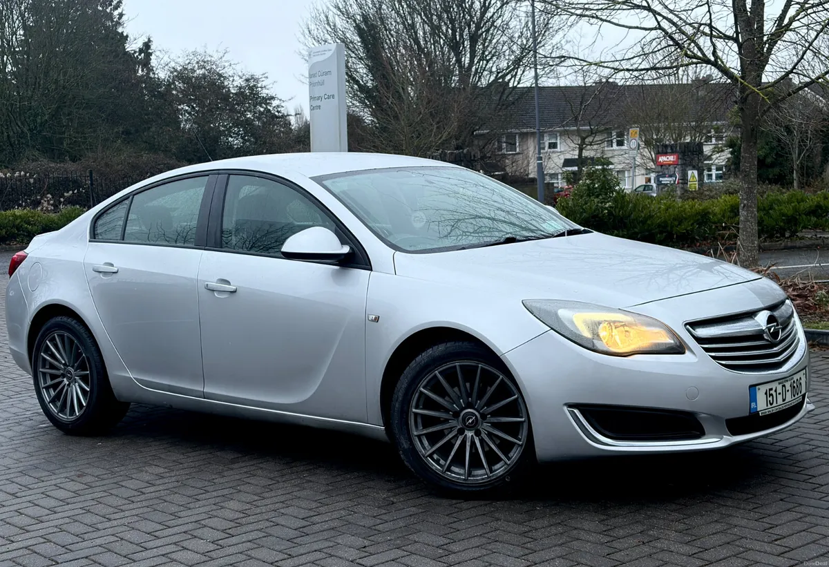 Opel Insignia 2015 2.0 CDTi new nct 5/27 tax 3/26 - Image 1