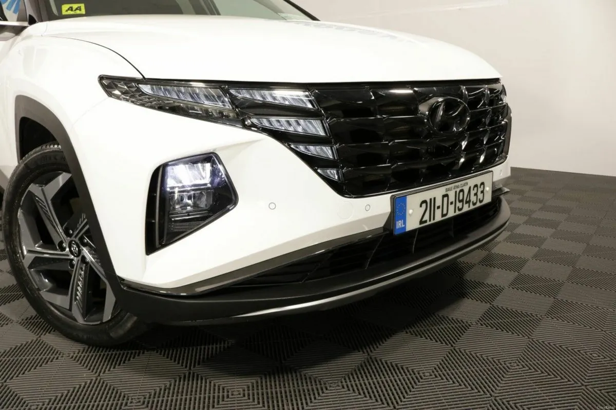 Hyundai Tucson HYBRID EXECUTIVE PLUS 1.6L PETROL A - Image 3