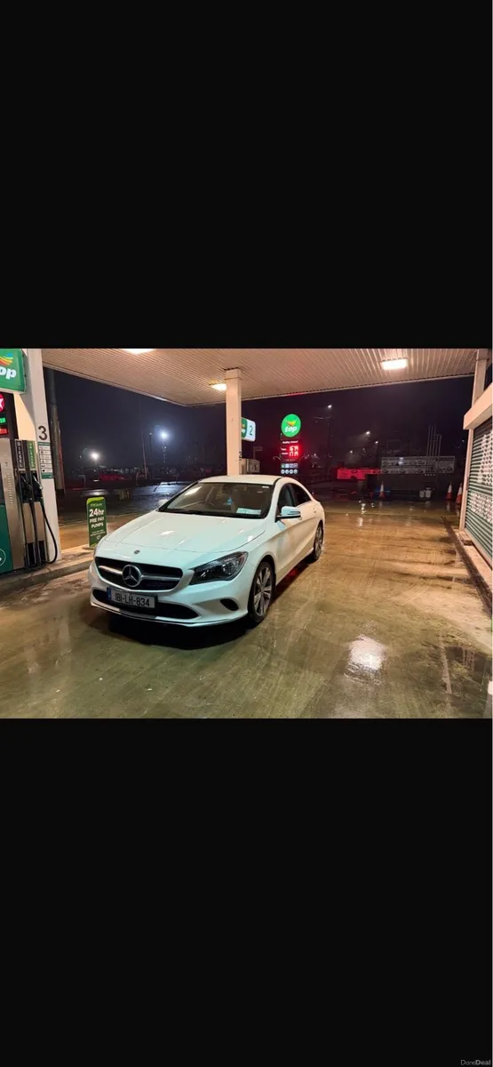 181 Mercedes CLA 180d - Image 2