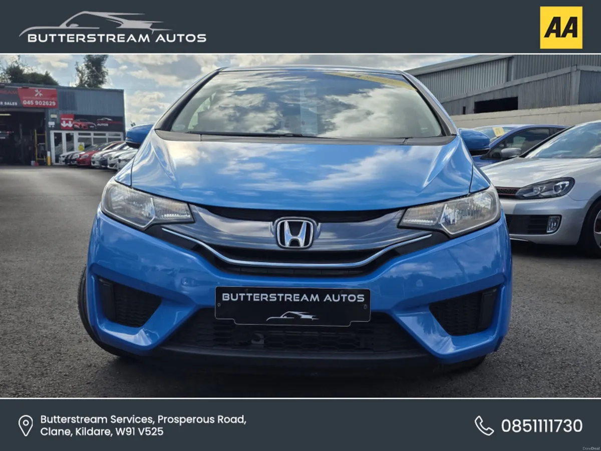 Honda Fit 1.5 HYBRID AUTO - Image 2