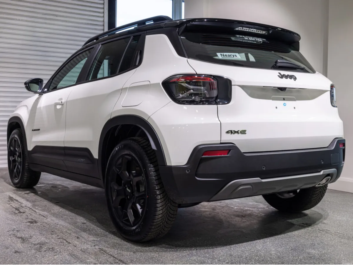 Jeep Avenger 4XE Upland - Image 6