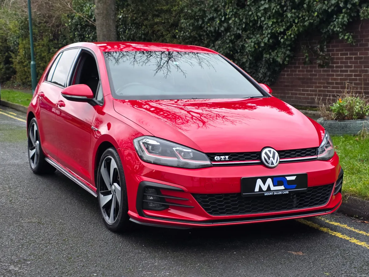Volkswagen Golf GTI DSG MK7.5 *Tornado Red* 2018 - Image 4