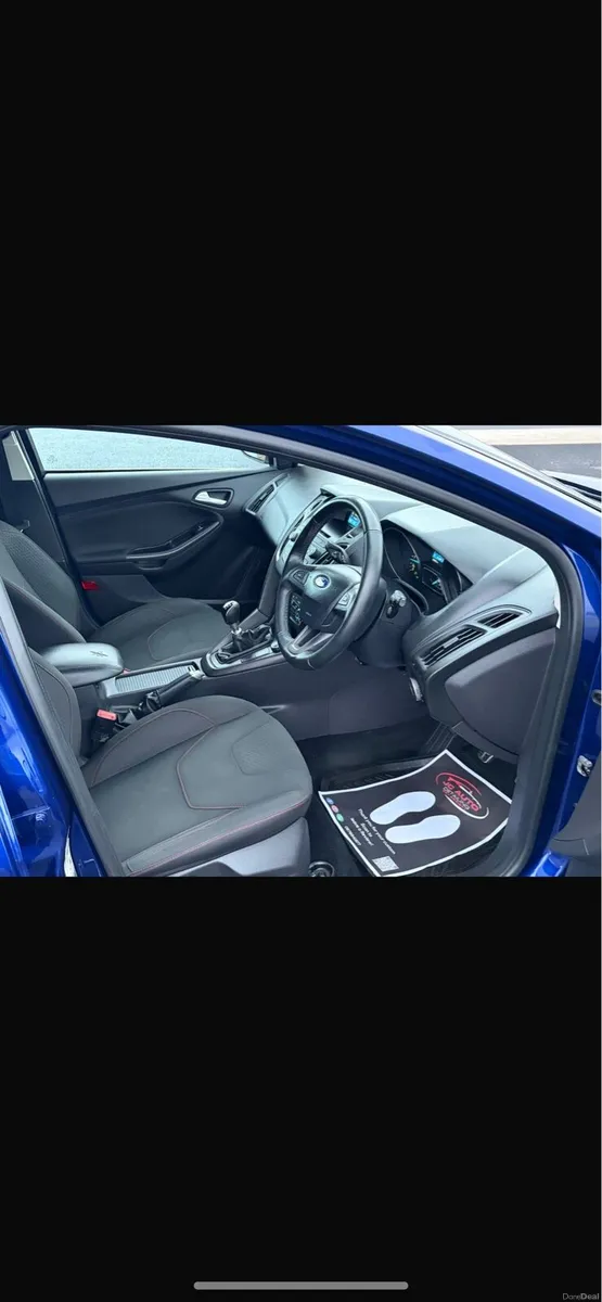 FORD FOCUS 1.6 TDCI ZETEC S 113BHP 5DR - Image 3