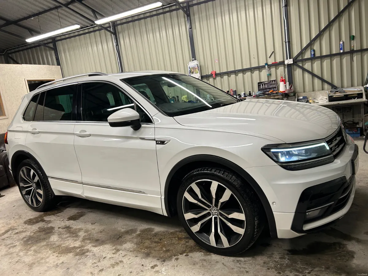 2019 VOLKSWAGEN TIGUAN 2.0TDI R LINE £5400 EXTRAS - Image 1