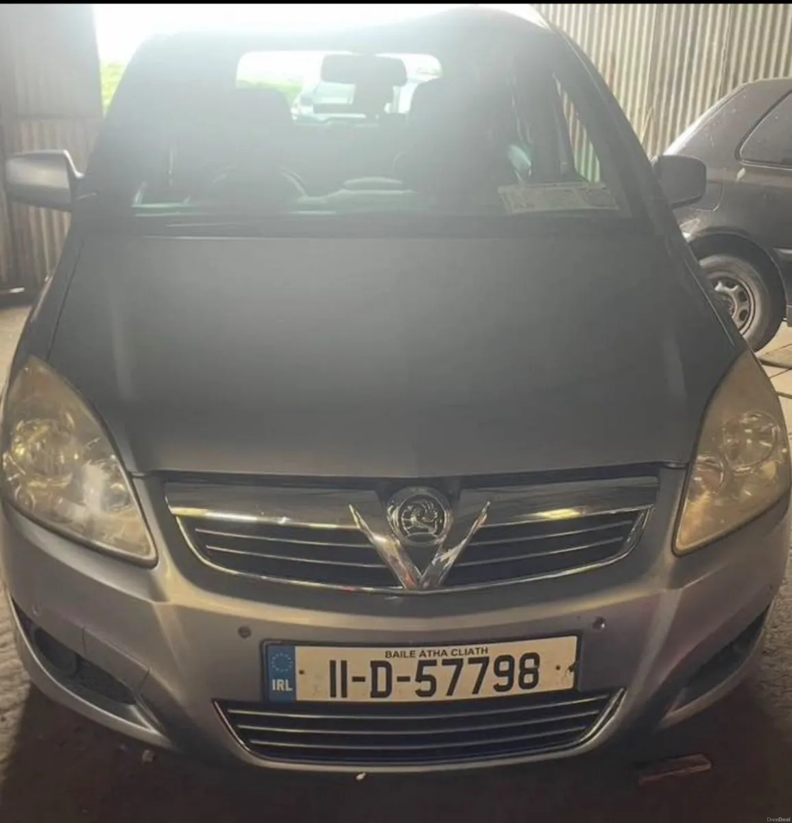 Vauxhall Zafira 2011 - Image 1