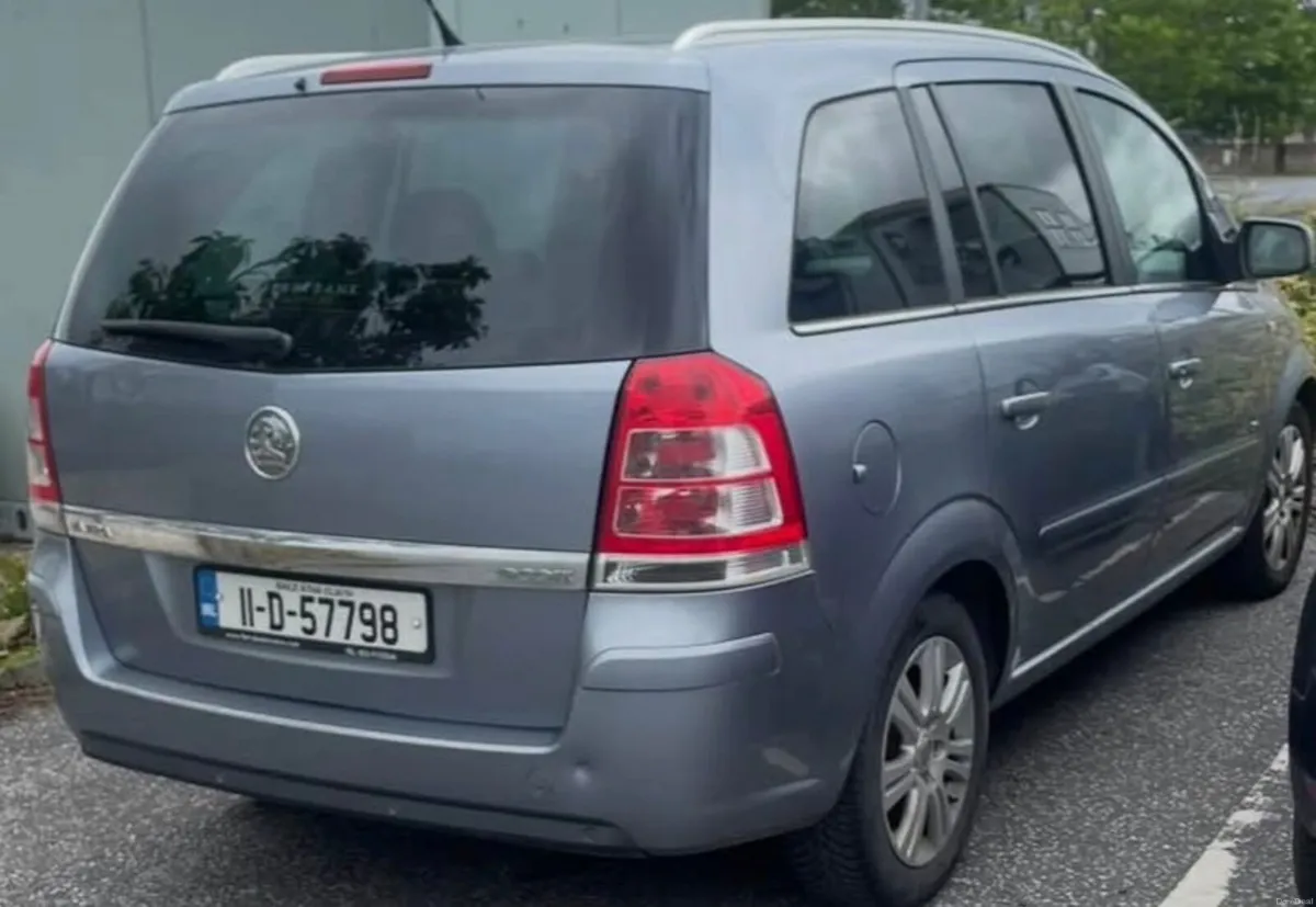 Vauxhall Zafira 2011 - Image 2