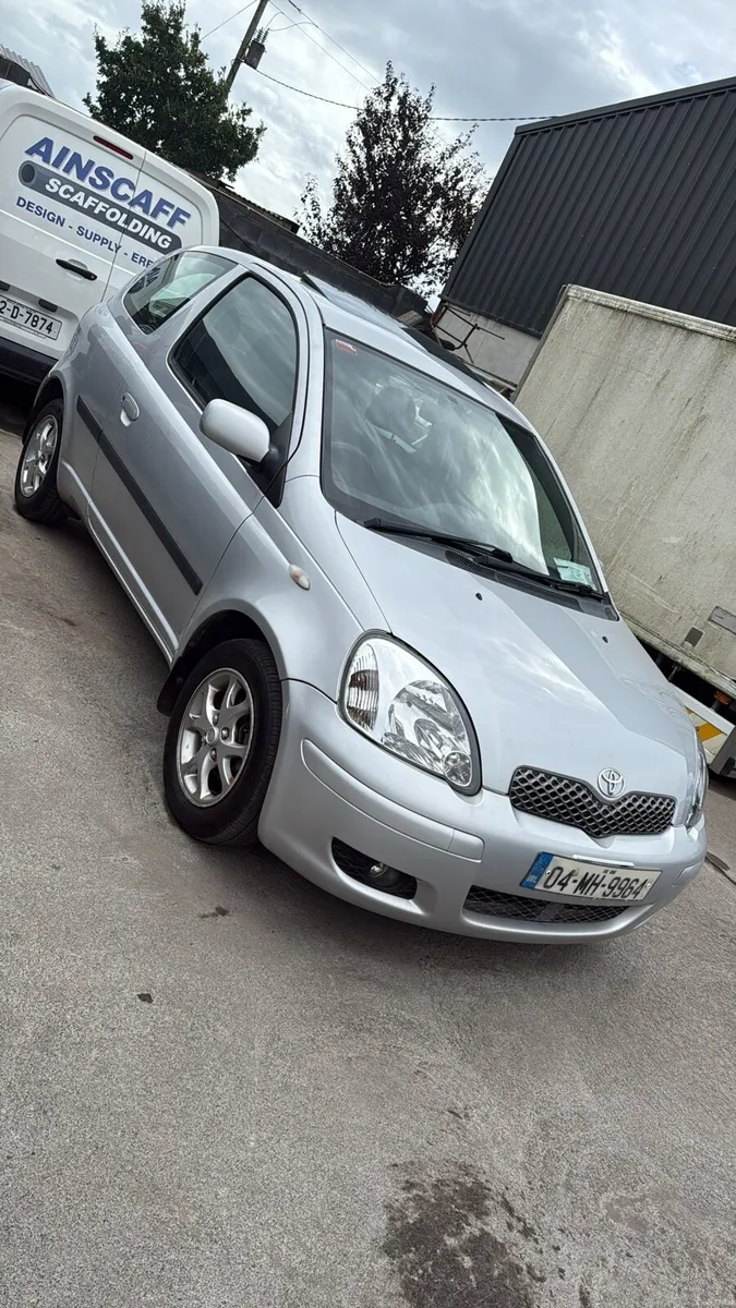 Toyota Yaris automatic - Image 1