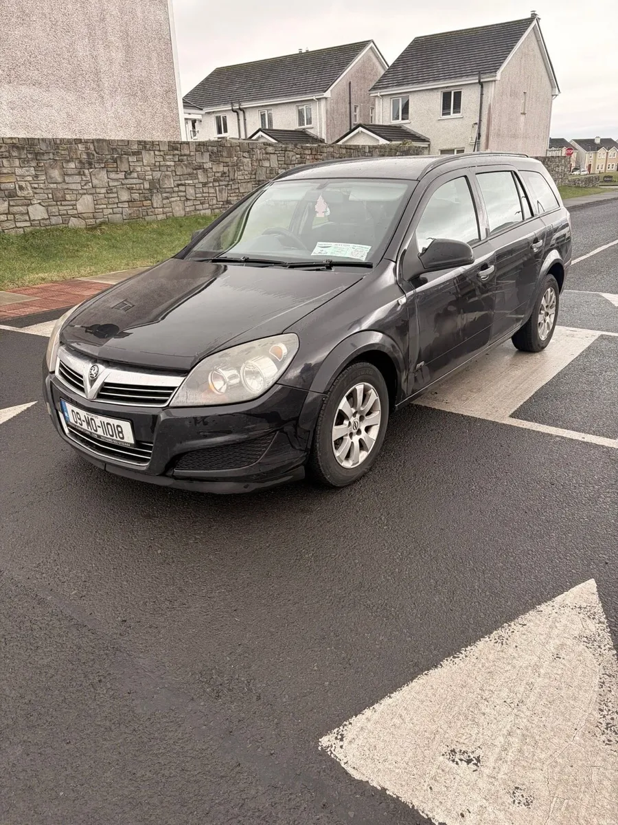 Vauxhall Astra esate 2009 1.7 Disel - Image 2