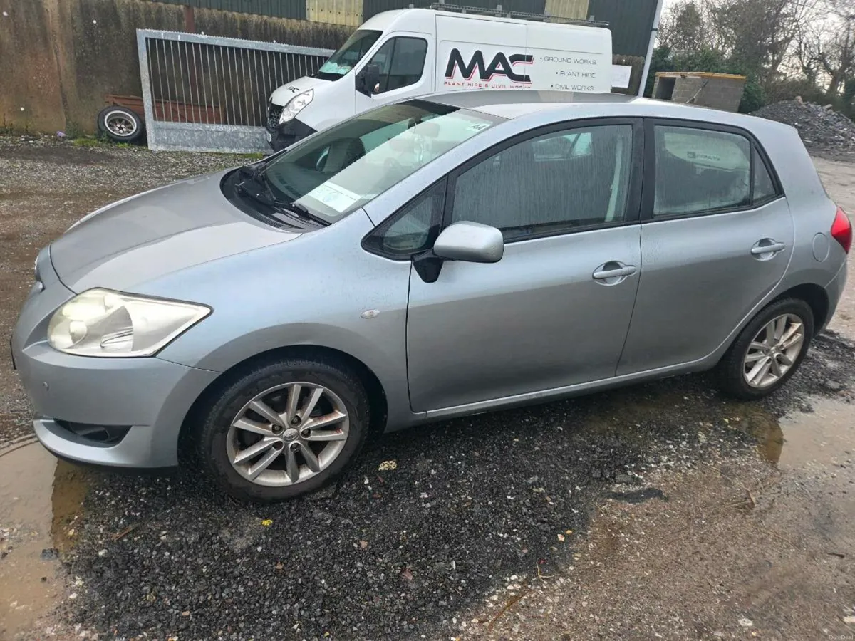 Toyota Auris - Image 4
