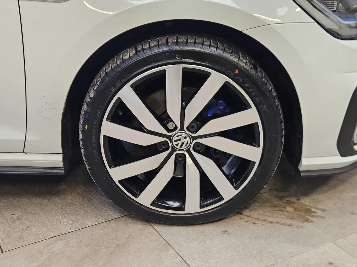20 VOLKSWAGEN GOLF GTE ADVANCE 205 BHP - Image 4