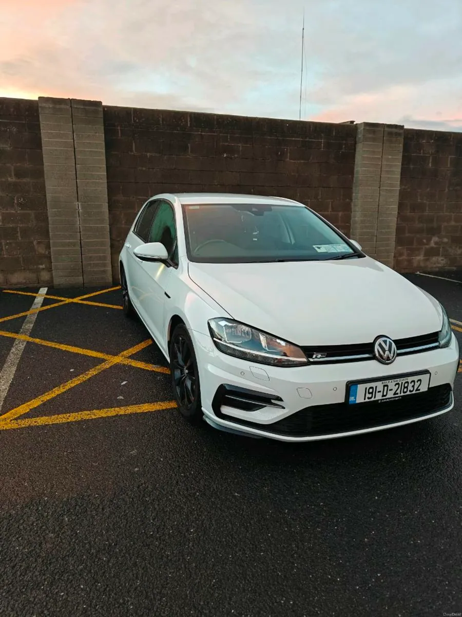 Volkswagen Golf R Line 2019 - Image 4