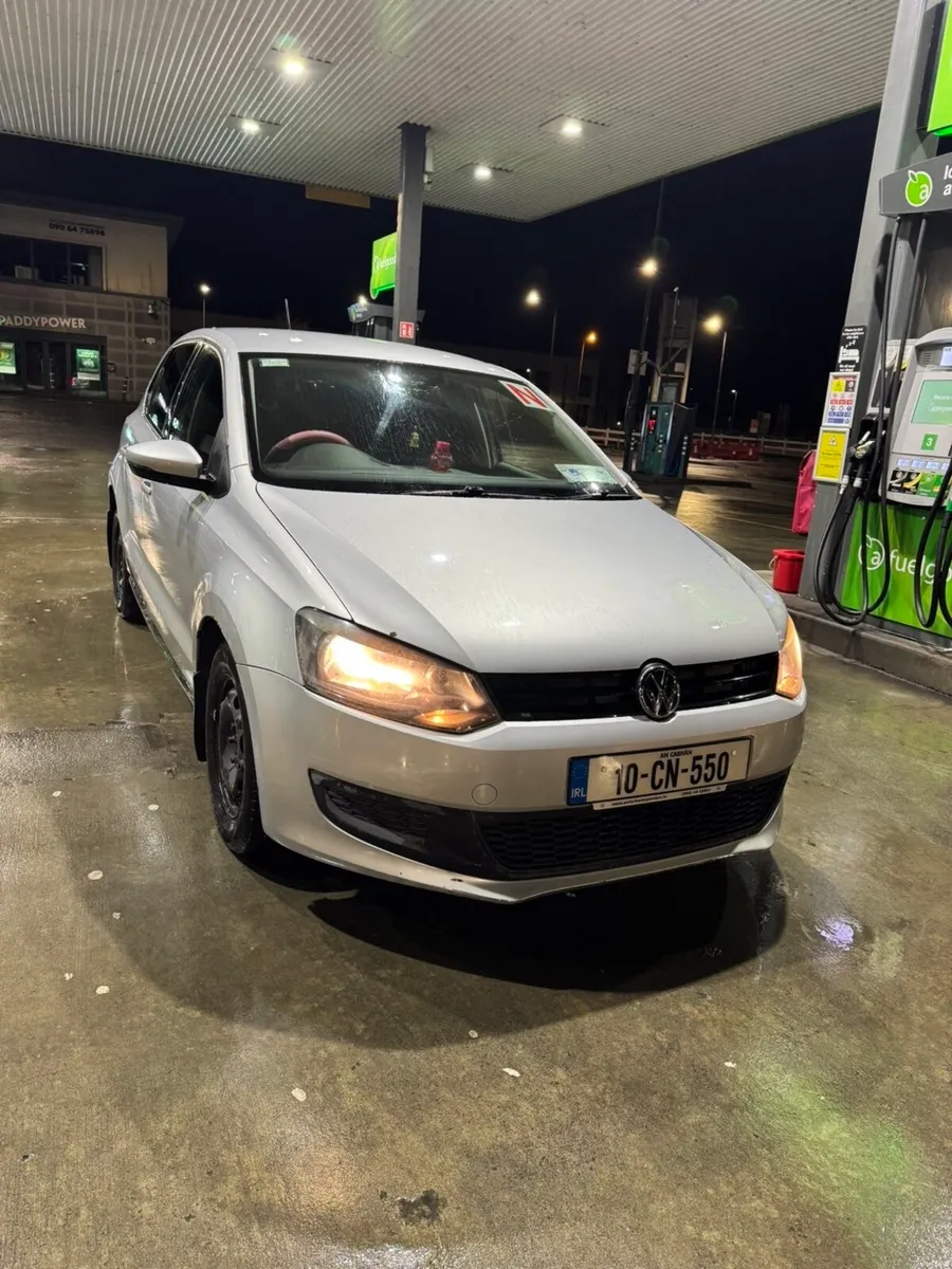 Volkswagen polo 1.2 L petrol - Image 1