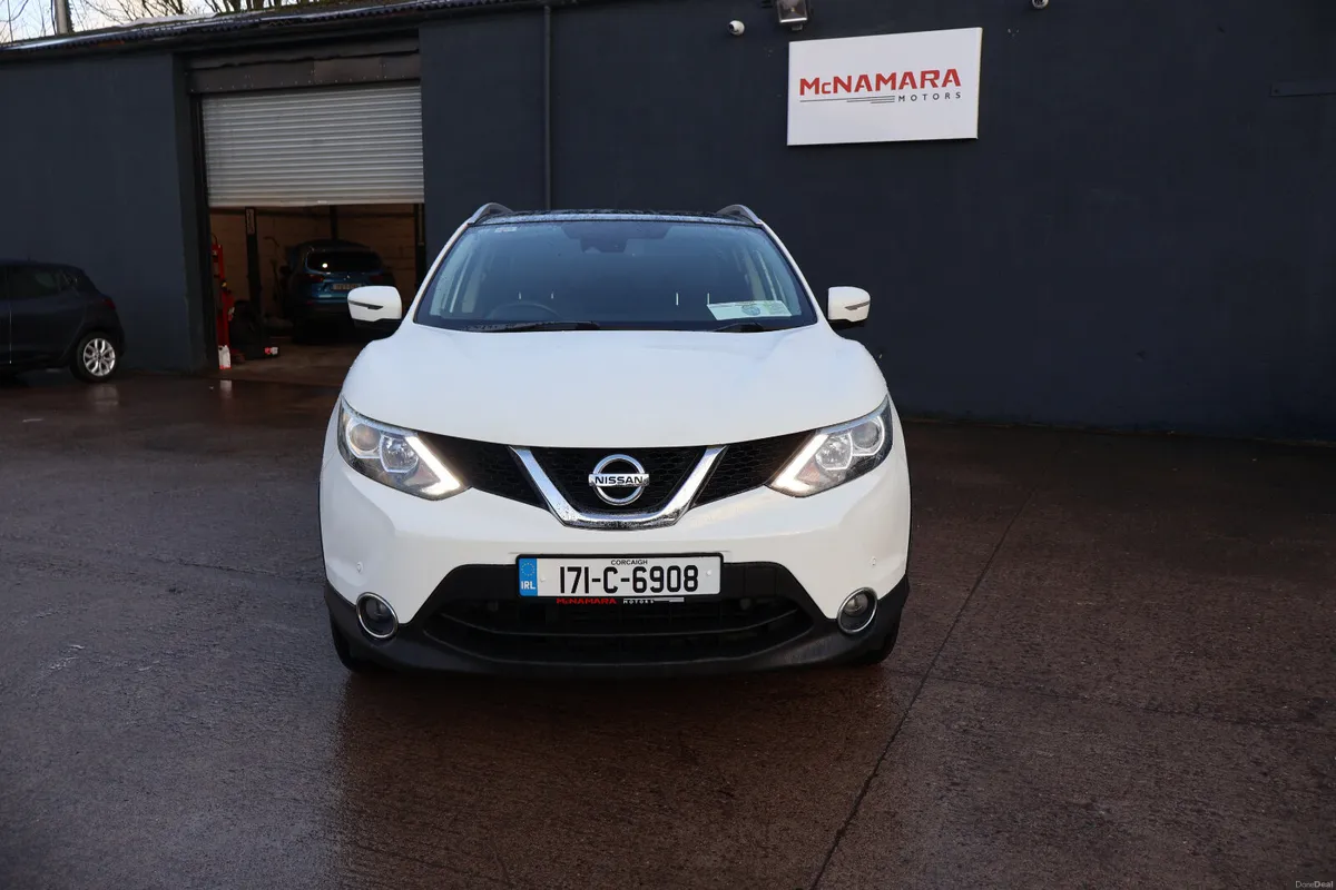 Nissan Qashqai SV Premium 1 Owner New Timing Belt! - Image 4