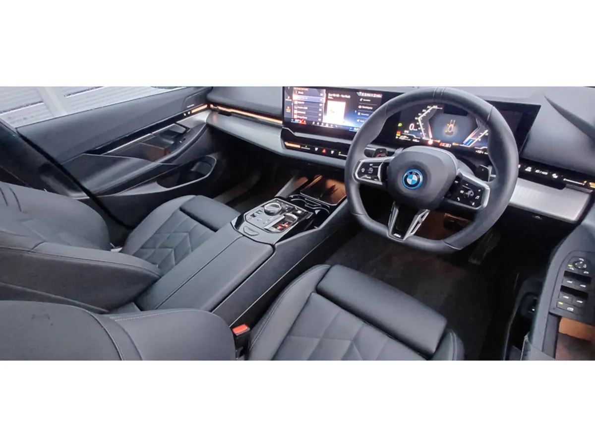 BMW 5-Series G60 E M SPORT PRO 295BHP - Image 4