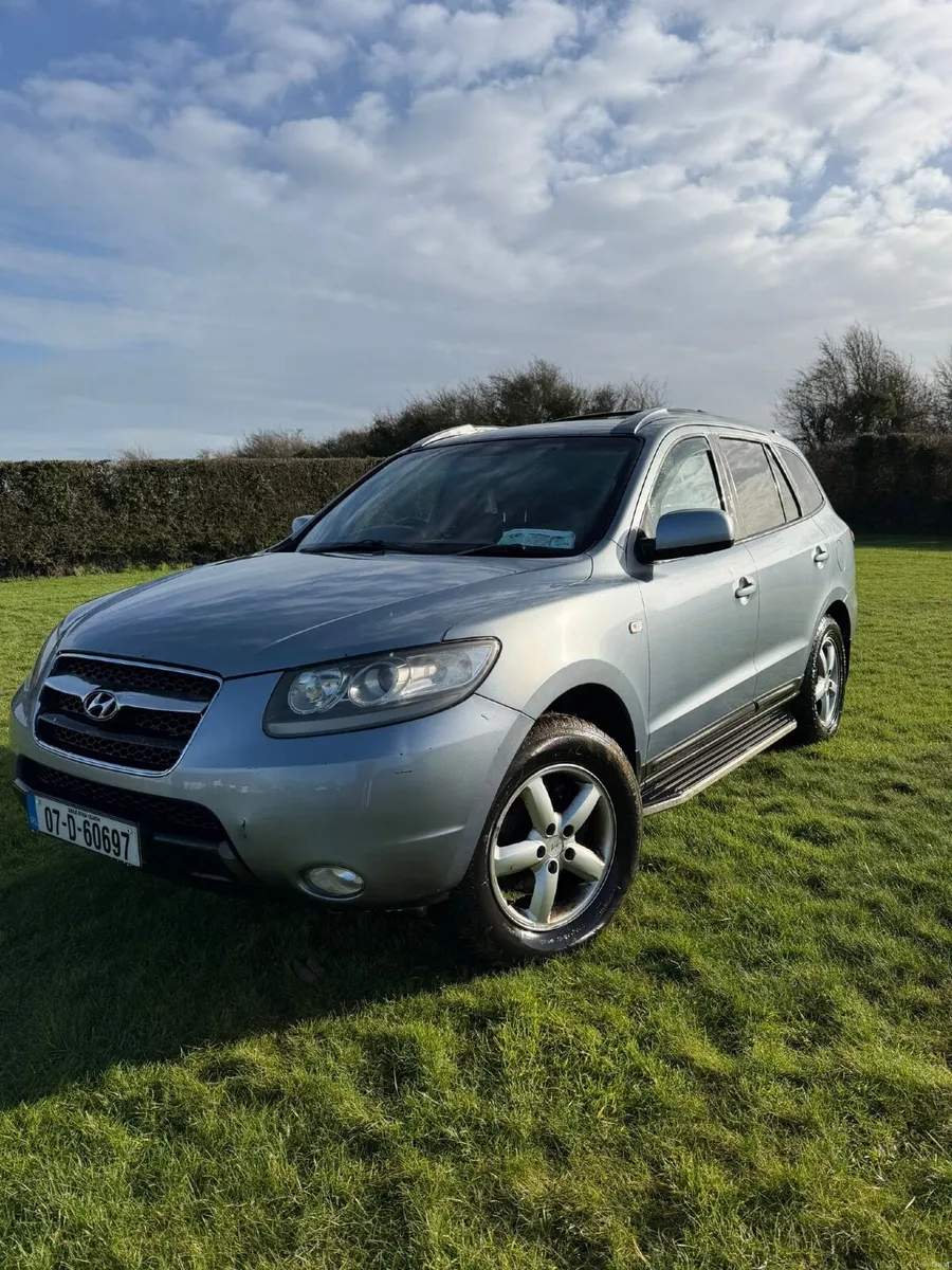 Hyundai Santa Fe 2007 - Image 1