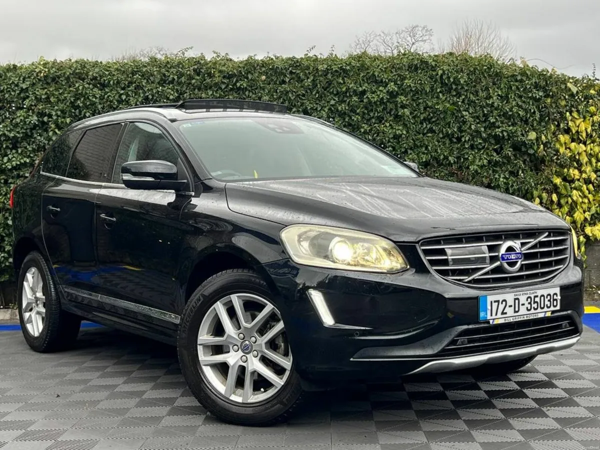 Volvo XC60 D4 CLASSIC 2.0 D // OPENING PAN ROOF // - Image 3