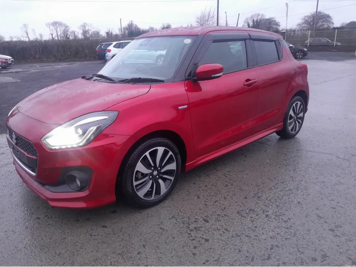 Suzuki Swift Hybrid RS - Image 4