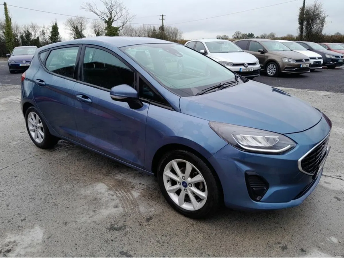Ford Fiesta TREND CONNECTED 1.1 075 M5 4DR - Image 2