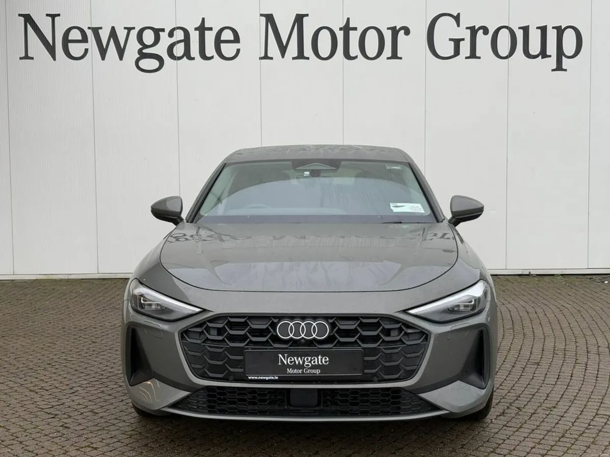 Audi A5 40 TDI 204HP SE S-T - Image 2
