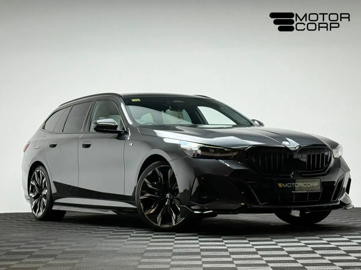 BMW 5-Series 530E M SPORT *SMOKE WHITE* - Image 1