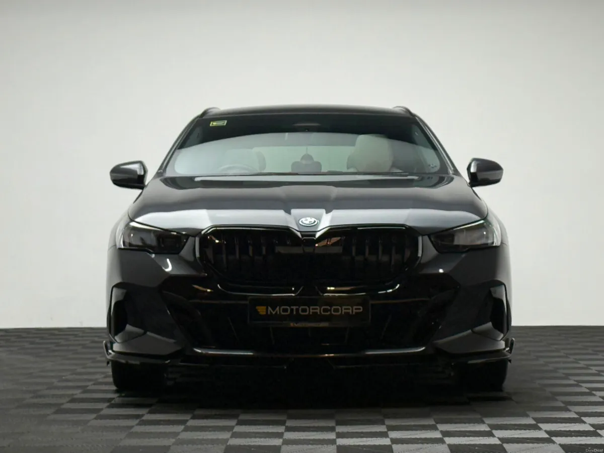 BMW 5-Series 530E M SPORT *SMOKE WHITE* - Image 2