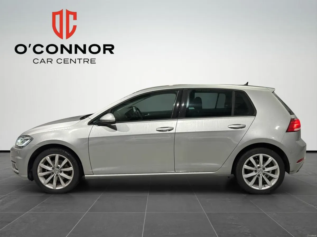 Volkswagen Golf "The definition of “does everythin - Image 3