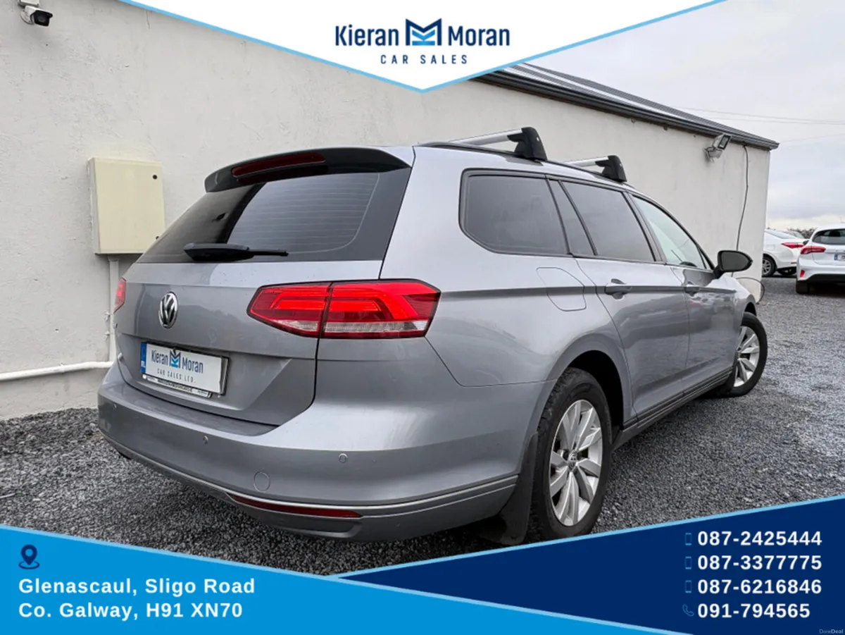 Volkswagen Passat 1.6 TDI 5DR - Image 2