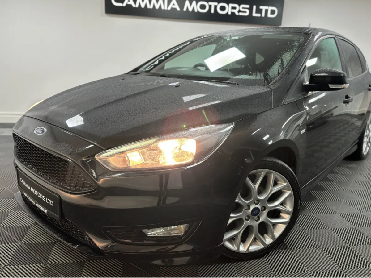 Ford Focus FORD FOCUS 1.0 PETROL ST-LINE 125PS 5DR - Image 4