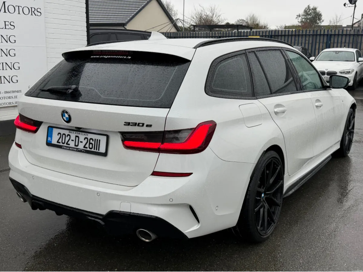 BMW 3-Series 330E M-SPORT TOURING 292 BHP - Image 4