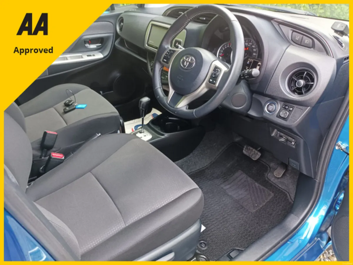 IMMACULATE TOYOTA YARIS ULTIMATE 1.3 AUTO, 2016 - Image 2