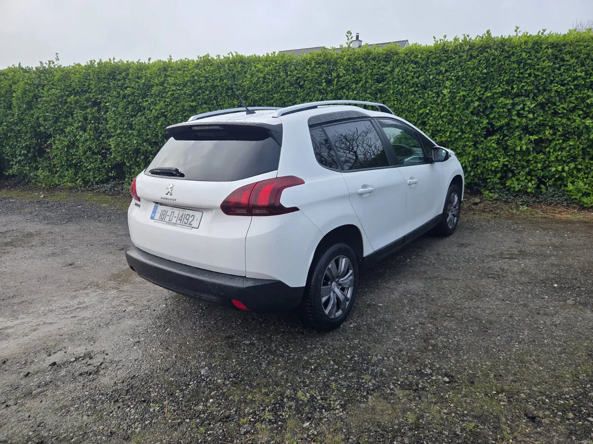 Peugeot 2008 1.2 Puretec Low Milage - Image 3