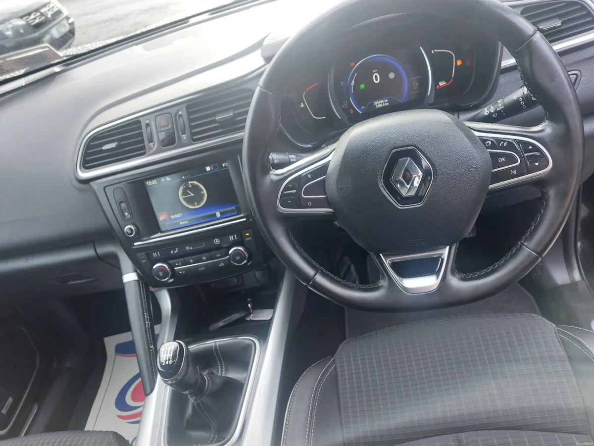 Renault Kadjar 2017 - Image 2