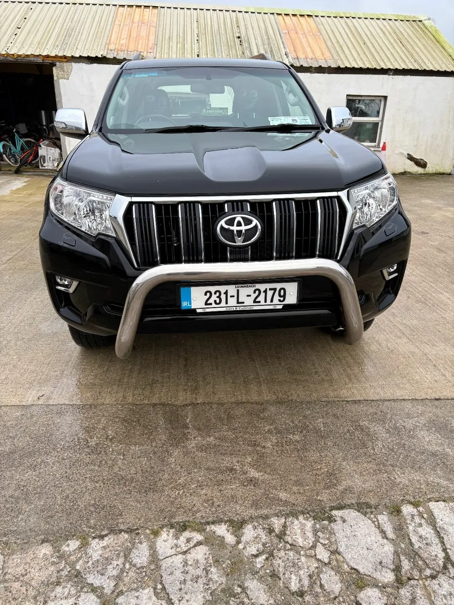 Toyota Land Cruiser 2023 LWB AUTO - Image 2