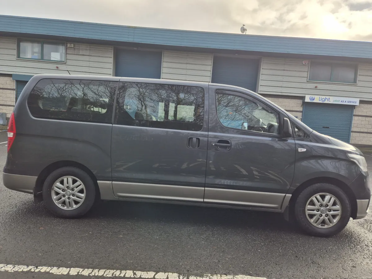 HYUNDAI I800 / 2019 / 2.5 DIESEL / 8 SEATER/MANUAL - Image 4