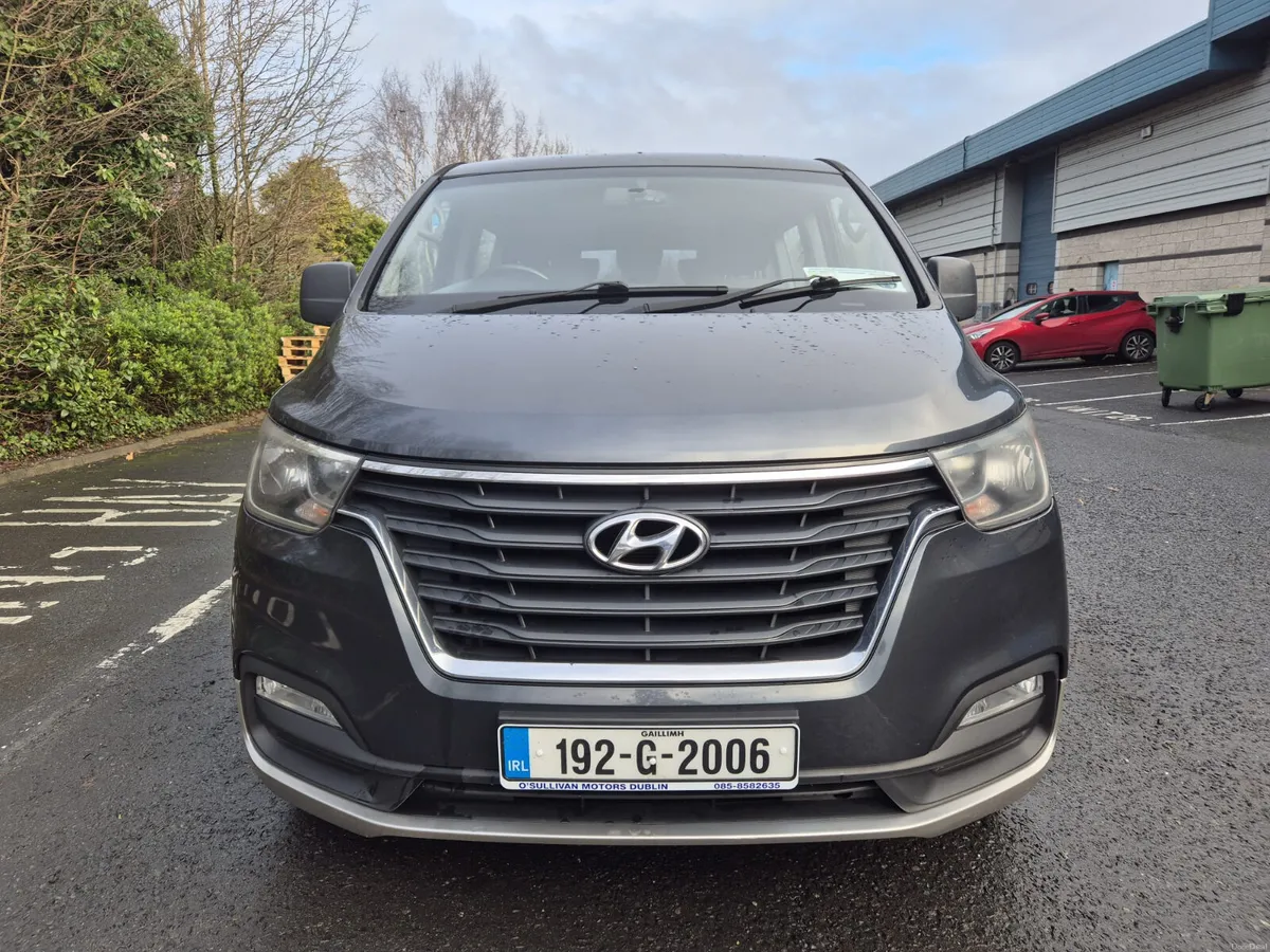 HYUNDAI I800 / 2019 / 2.5 DIESEL / 8 SEATER/MANUAL - Image 2