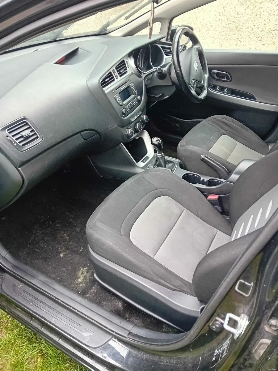 Kia Ceed 2013 - Image 3
