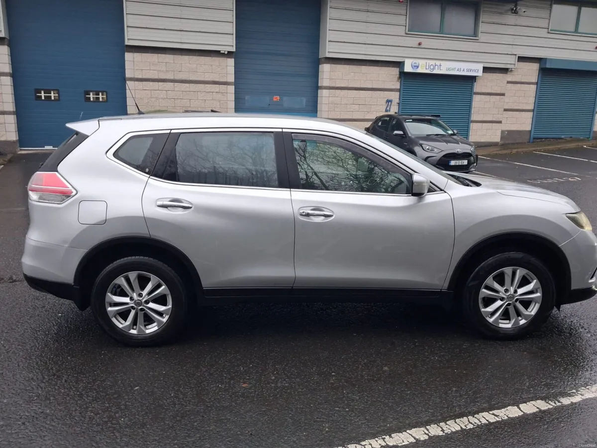 NISSAN XTRAIL/2015/1.6 DIESEL/7 SEATER/MANUAL - Image 4