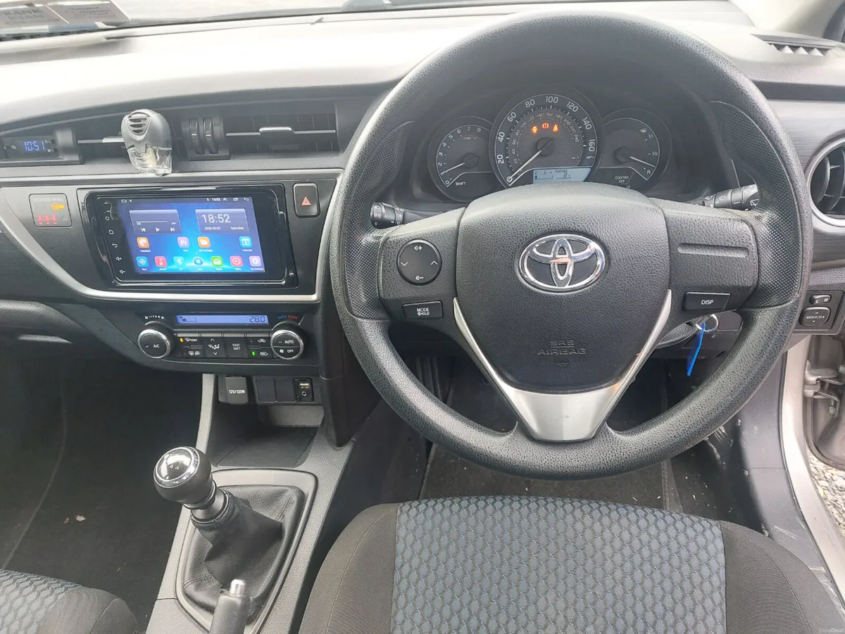 Toyota Auris 2014 - Image 4
